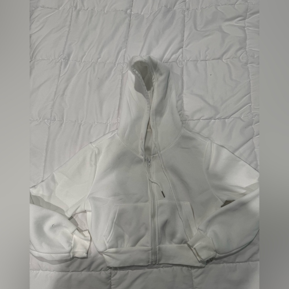 Size XS / White Sweatshirt